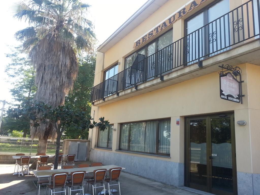 Hostal Torremirona Сальт Экстерьер фото